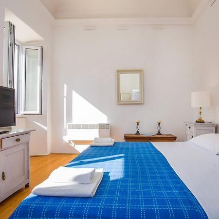 Arty Apartments In The Heart Of Dubrovnik By Irundo エクステリア 写真